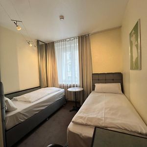 Budget Zimmer mit zwei Einzelbetten